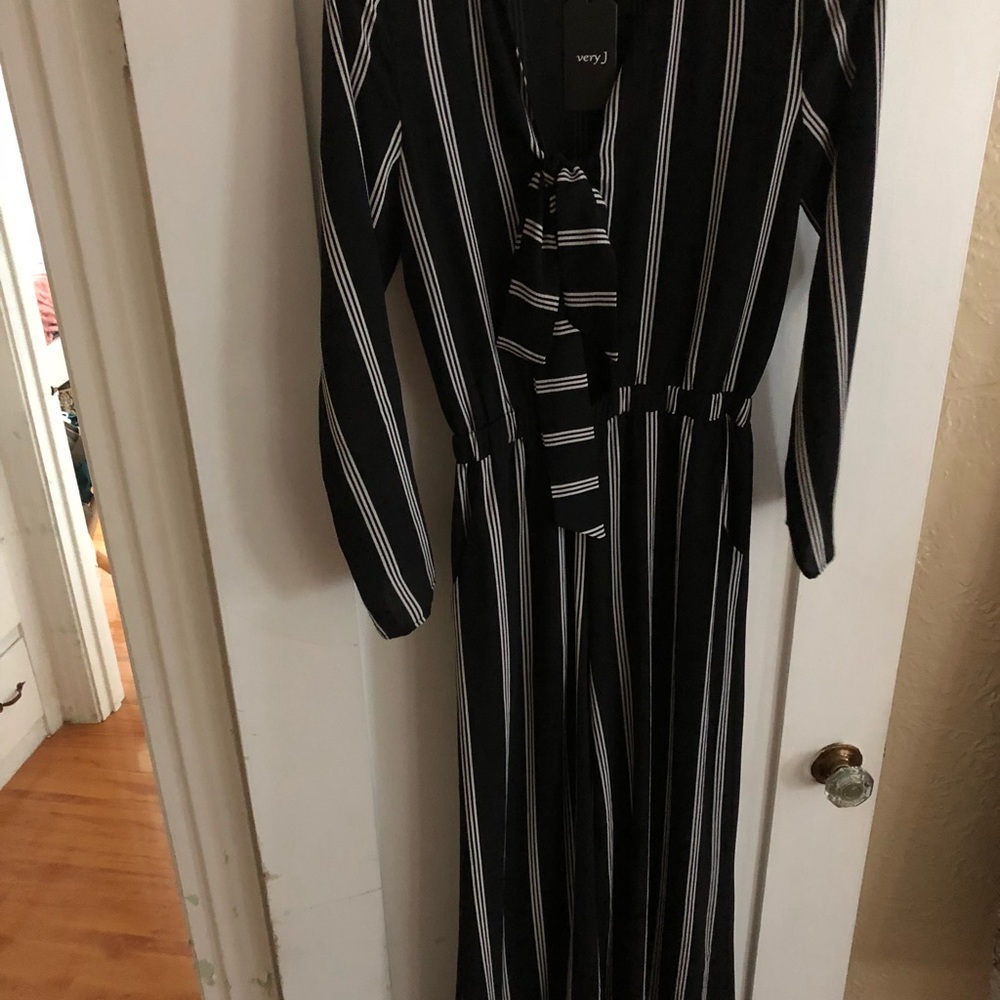 🎱VERY J STRIPEDJUMPSUIT🎱 - Picture 4 of 6